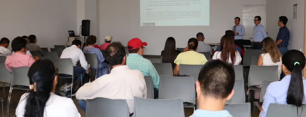 Mesa Ambiental ‘paisajes palmeros biodiversos’ en la Zona Oriental