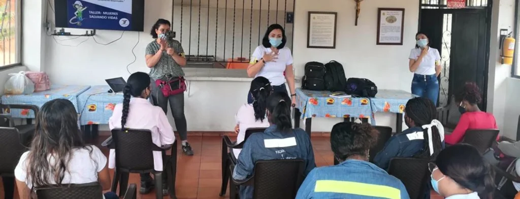 ‘Plan Padrino’, una labor en pro de la formalización laboral del sector palmero