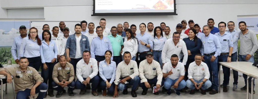 Cenipalma fortalece capacidades de asistentes técnicos para la gestión del cambio en el sector