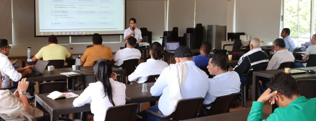 Cenipalma realizó el último Comité Agronómico Regional de 2023 en la Zona Central