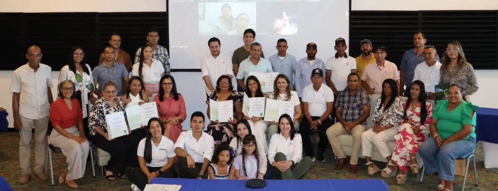 70 palmicultores se certificaron en Formalización Laboral y Sistema de Gestión de Seguridad y Salud en el Trabajo