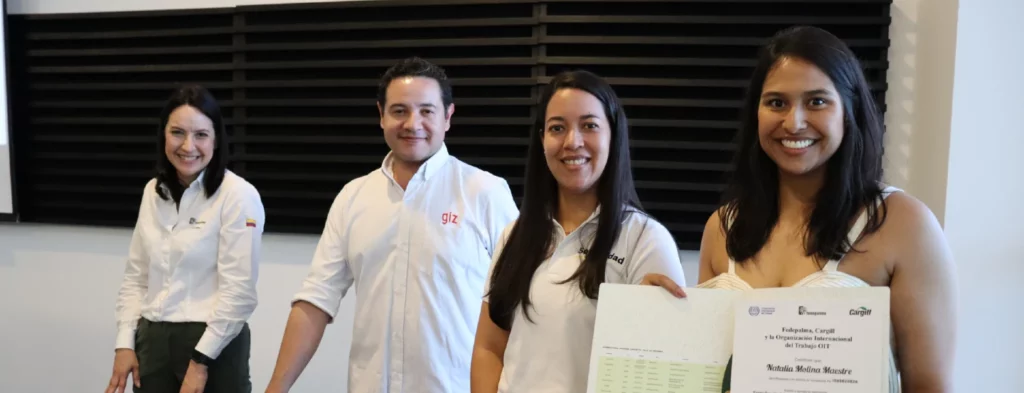 Plan Padrino formalizó en 2023 a más de 500 palmicultores del país