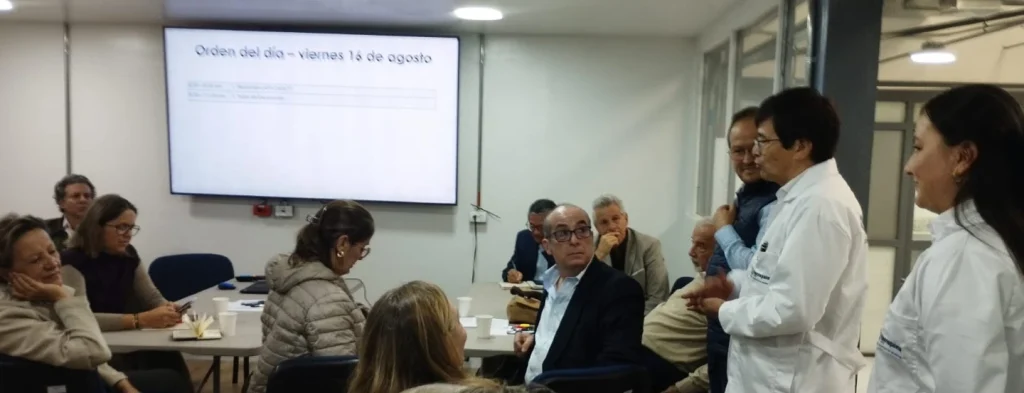 Junta Directiva de Cenipalma visitó las nuevas instalaciones del LAFS – calle 21