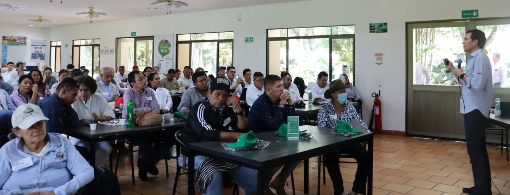 Masiva participación de asociaciones y productores de todas las escalas en el Diálogo Palmero del Meta