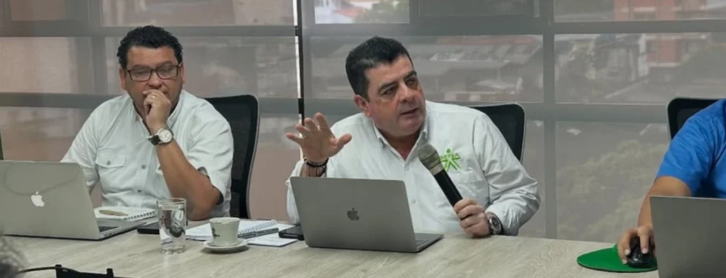 La Federación y el Sena unen esfuerzos para abrir espacios de formación en el sector palmero